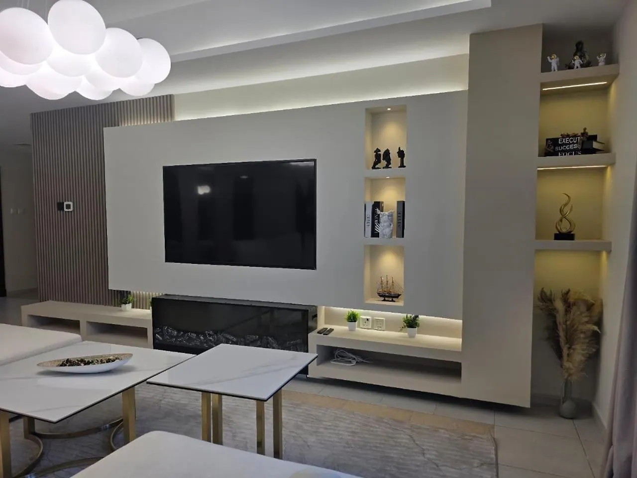 49- Panoramic Dubai Views From This Luxe 2Br Princess Tower Apartment- Free Parking - Walk To Tram United Arab Emirates