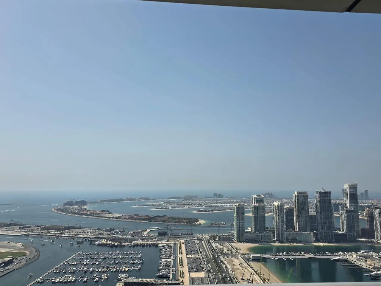 49- Panoramic Dubai Views From This Luxe 2Br Princess Tower Apartment- Free Parking - Walk To Tram