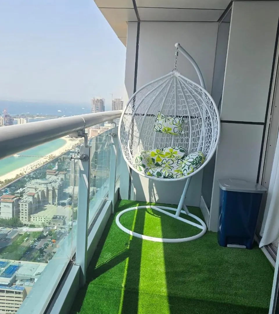 Apartment 49- Panoramic Dubai Views From This Luxe 2Br Princess Tower Apartment- Free Parking - Walk To Tram