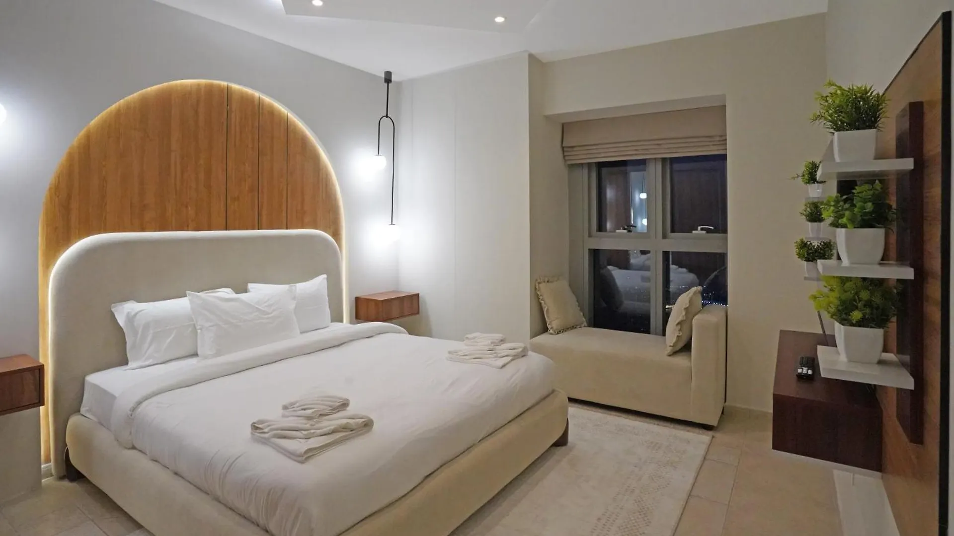 49- Panoramic Dubai Views From This Luxe 2Br Princess Tower Apartment- Free Parking - Walk To Tram United Arab Emirates